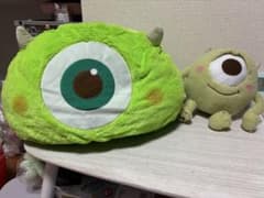 マイク・ワゾウスキーぬいぐるみとクッションセット