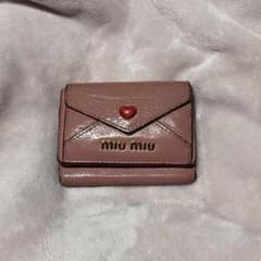 miu miu ミュウミュウ マドラス ラブレター 三つ折り財布 ピンク