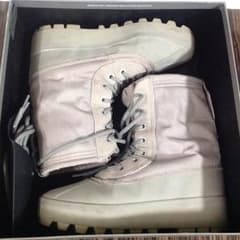 yeezy950 moonrockのサムネイル