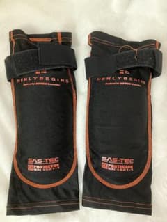 Henly Begins SAS-TEC ニープロテクターのサムネイル