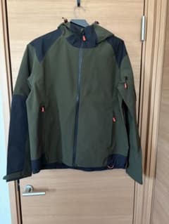 ZARA フード付きマウンテンパーカー Lのサムネイル
