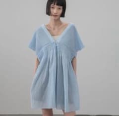 LOWRYSFARM 블루 셔링 튜닉 프렌치 슬리브