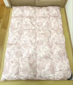 西川産業 羽毛掛け布団 シングルロング 1.2kg Golden Nightのサムネイル