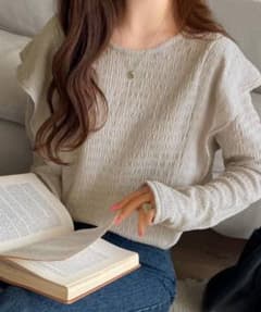 classicalelf ラッフルフリルショルダープルオーバー グレージュ Lのサムネイル