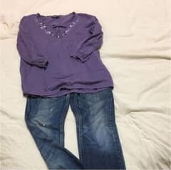 最終値下げパープル刺繍入りカットソーのサムネイル