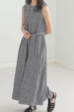 BEAMS HEART ブラック×ホワイトチェックワンピースのサムネイル