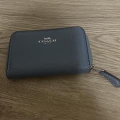 COACH ブルー コインケースチャック部分が故障のサムネイル