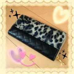 ラスト１点！新品♡バイカラーキルティング長財布のサムネイル