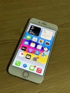 iPhone 7 Gold 256 GB SIMフリー　訳あり品のサムネイル