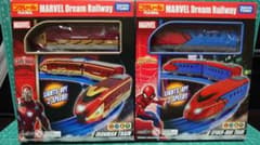 プラレール アイアンマン スパイダーマン 開封品　マーベル・コミックのサムネイル
