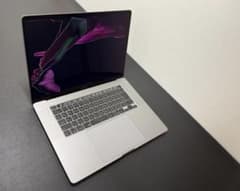 Apple MacBook Pro i7 16GB/512GB 2019本体のサムネイル