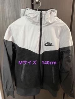 NIKE ナイキアウター　140cmのサムネイル