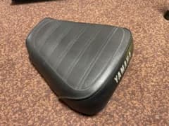 YAMAHA YB50 シートのサムネイル