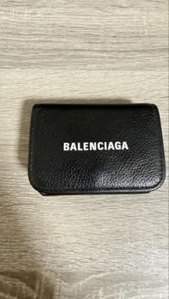 おすすめ⭐️値下げ新品未使用】✴︎BALENCIAGA✴︎バレンシアガ三 