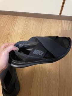 lulu様専用　NIKE PRAKTISK 25センチのサムネイル