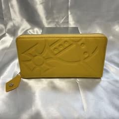 新品 Vivienne Westwood イエロー 立体ロゴ 長財布 楽しい財布 - メルカリ