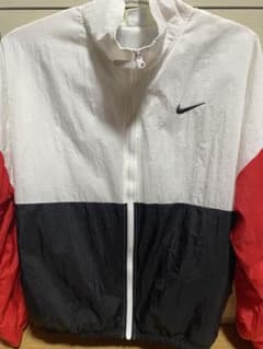 Nike ナイロンジャケット シェルジャケット　Mのサムネイル