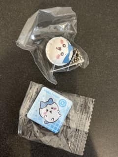 シ*ィ様 くら寿司 ちいかわコラボ ハチワレ フィギュア、マグネットセットのサムネイル