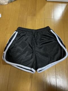 ラインショートパンツのサムネイル