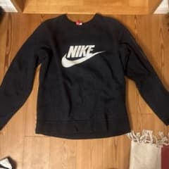 NIKE ネイビー トレーナー ジッパーポケット付きのサムネイル