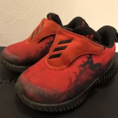 adidas MARVEL スリッポン スニーカー レッド/ブラック11.5cmのサムネイル