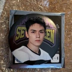 【最終お値下げ】SEVENTEEN HOME 2025 缶バッチ バーノンのサムネイル