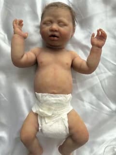 フルシリコンベビー 人形　30cm 超リアルな子のサムネイル