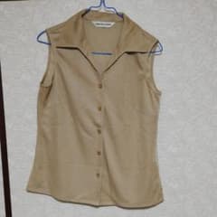 新品☆東京ブラウスの襟付きノースリーブのサムネイル