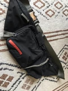 プラダ ウエストポーチ ￥13000→￥10000のサムネイル