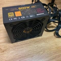 電源ユニット600w 80PLUS GOLDのサムネイル