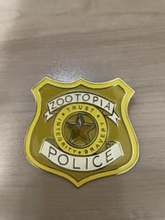 【未使用に近い】ズートピア 警察バッジ しまむらのサムネイル