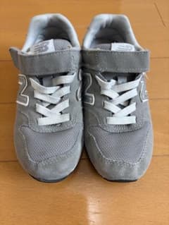 大幅値下げ　New Balance キッズ スニーカー 996 18cmのサムネイル