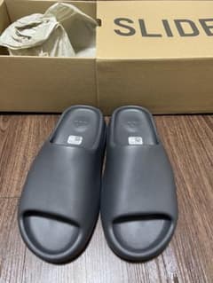 YEEZY SLIDE GRANITE 27.5 CONFIRMED当選のサムネイル
