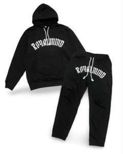 ROYAL MIND パーカースウェットパンツセットアップ　定価19600円のサムネイル
