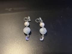 ハンドメイド　イヤリングのサムネイル