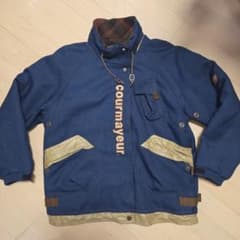 courmayeur アウターのサムネイル