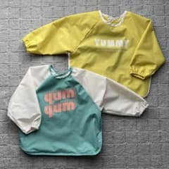 カラフルエプロン YUMMY yum yum 2枚セット 離乳食 お食事エプロンのサムネイル