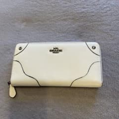 長財布のサムネイル