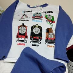 ☆☆新品、トーマスパジャマのサムネイル