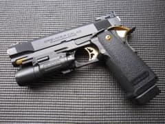 東京マルイ　ハイキャパ　ゴールドマッチ　ＣＱＢライト付きのサムネイル