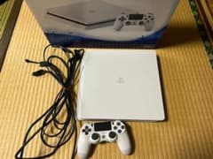 PlayStation®4 グレイシャー・ホワイト 500GB CUH-210…のサムネイル