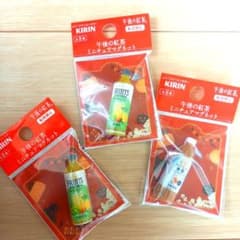 【匿名配送】KIRIN 午後の紅茶 ミニチュアマグネット 3個セットのサムネイル