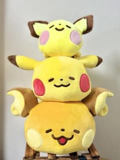 カナヘイ yuruttoポケモン ピチュー ピカチュウ ライチュウ ぬいぐるみのサムネイル