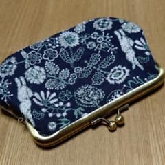 DisneyBaby様専用。ミナペルホネン。セレブレイトがま口ポーチ。財布。のサムネイル