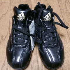 【ゆうせいくん様専用】新品 アディダス スパイク 黒 21㎝のサムネイル