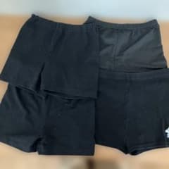 UNIQLO ブラック スパッツ 130cm 2枚　他2枚のサムネイル