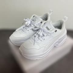 PUMA シリア厚底スニーカー ホワイトのサムネイル