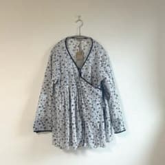 新品未使用 Vlas Blomme定価38000円　カシュクールブラウスのサムネイル