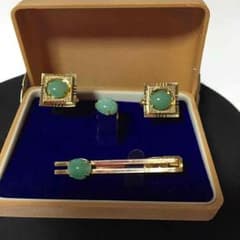 新品未使用★ 翡翠 ヒスイ 天然石 ネクタイピン&カフスsetのサムネイル