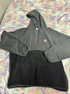 GU カービィ✴︎冬服パーカー✴︎フリース素材✴︎XLのサムネイル